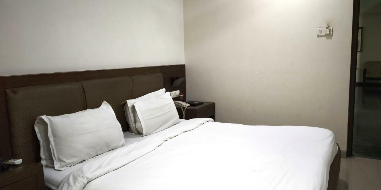 Matrix Inn プネ エクステリア 写真
