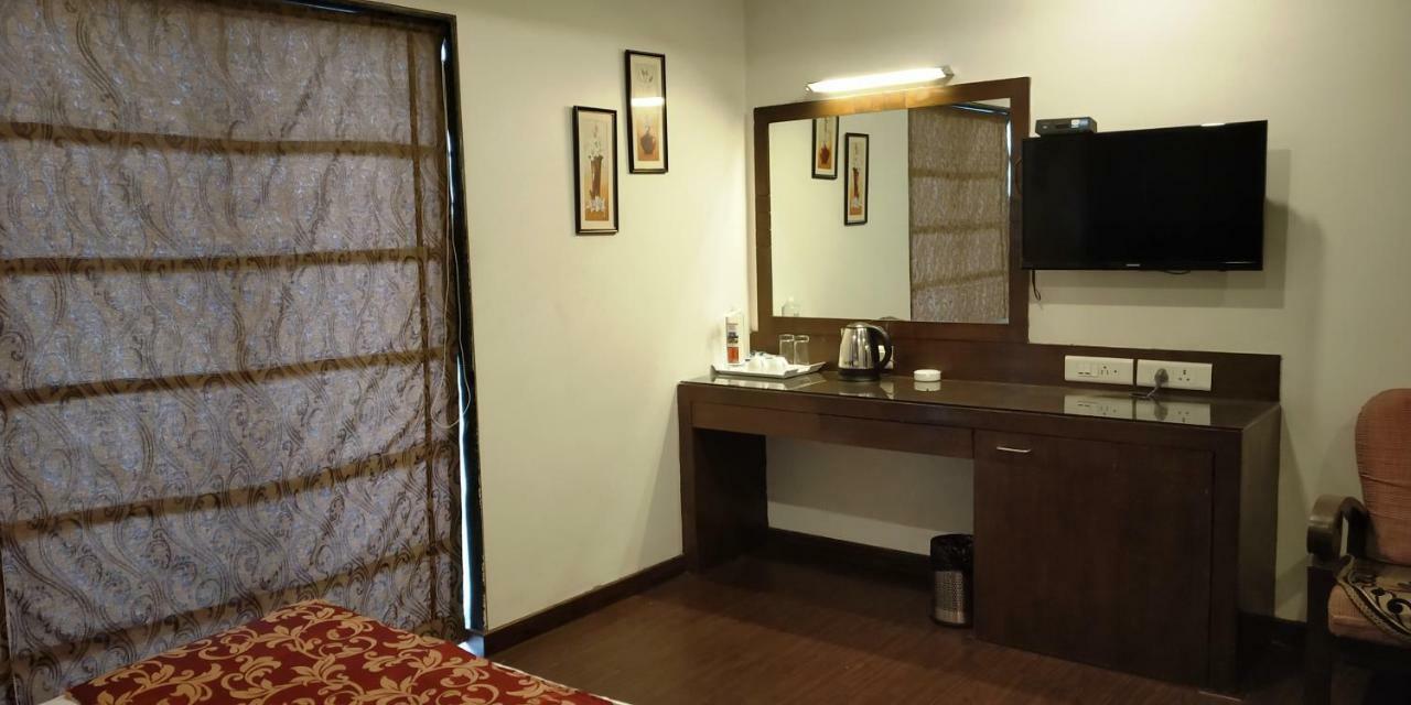 Matrix Inn プネ エクステリア 写真