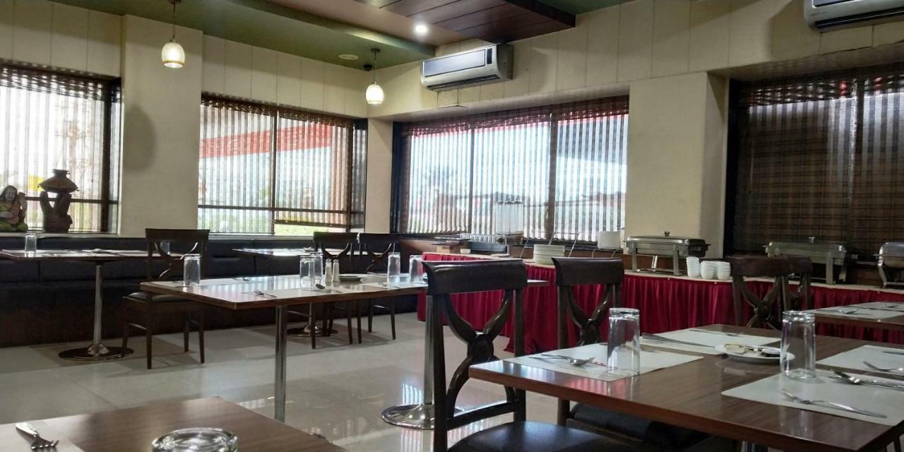 Matrix Inn プネ エクステリア 写真