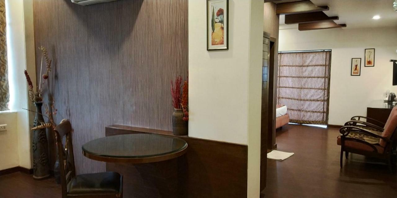 Matrix Inn プネ エクステリア 写真